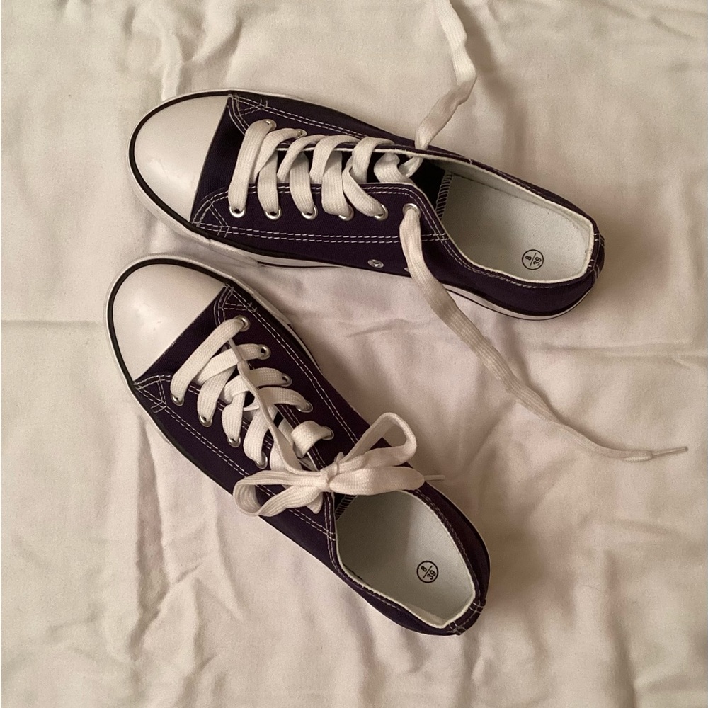 Canvas low top sneaker lace-up classic casual shoes in navy